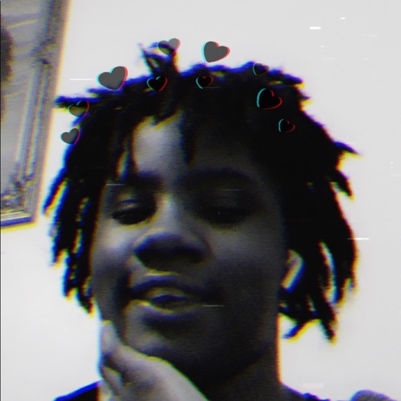 Meet your Posher, Talisha - Picture 1 of 1